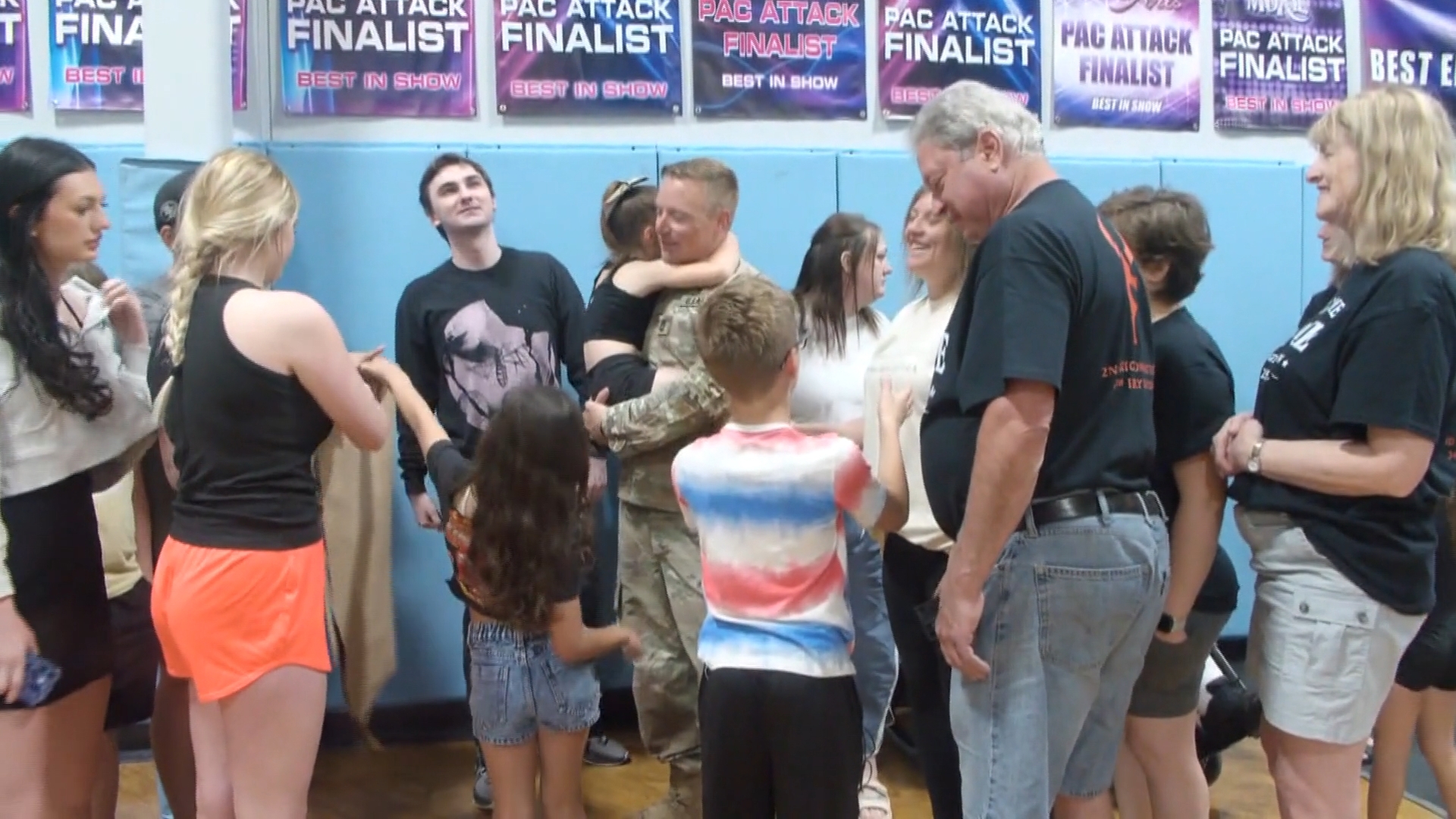Iowa National Guard soldier surprises family with homecoming