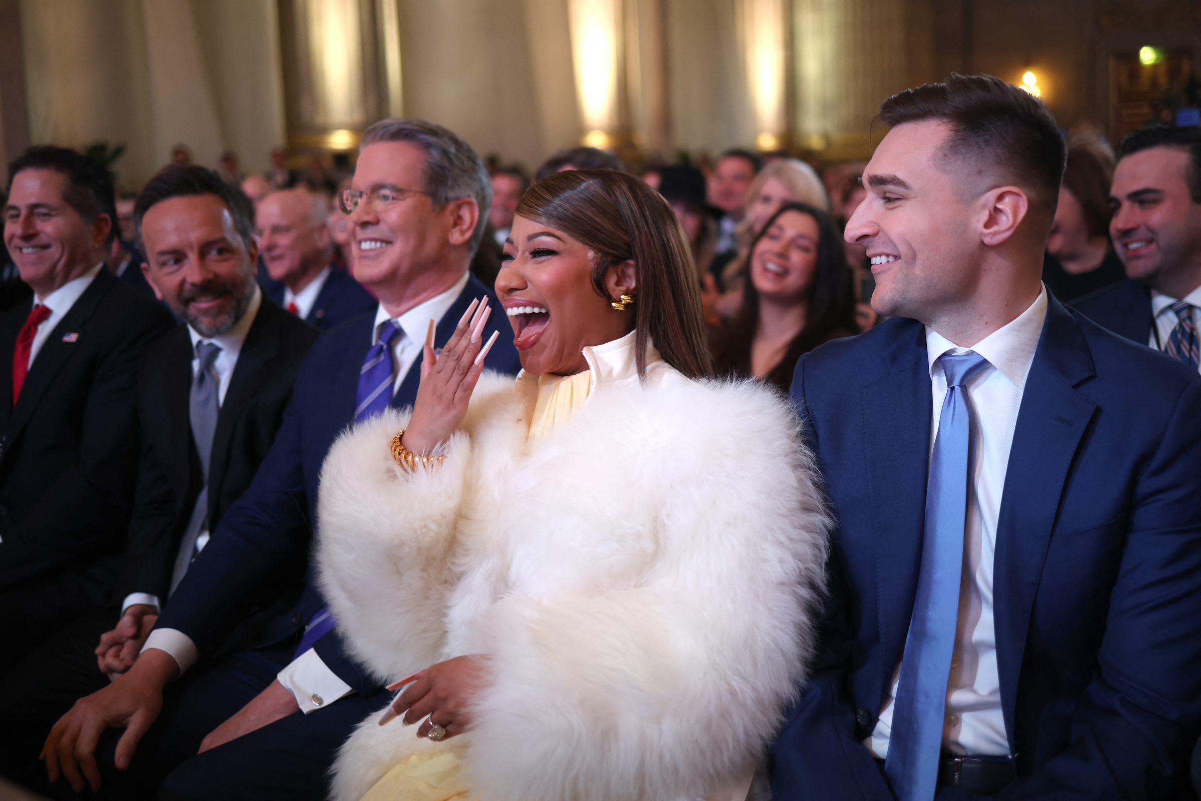 Hành trình rapper Nicki Minaj từ phản đối thành người hâm mộ ông Trump