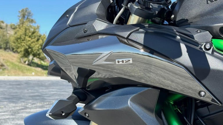 Kawasaki's Z H2 is naked, supercharged mayhem on two wheels