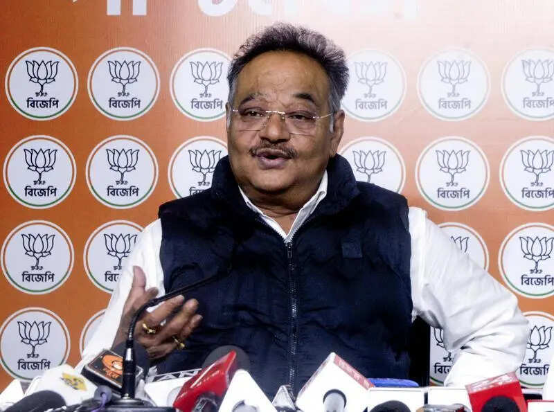 ‘Govt of Bengal, not of a community’: Samik hails ‘religious dole ...
