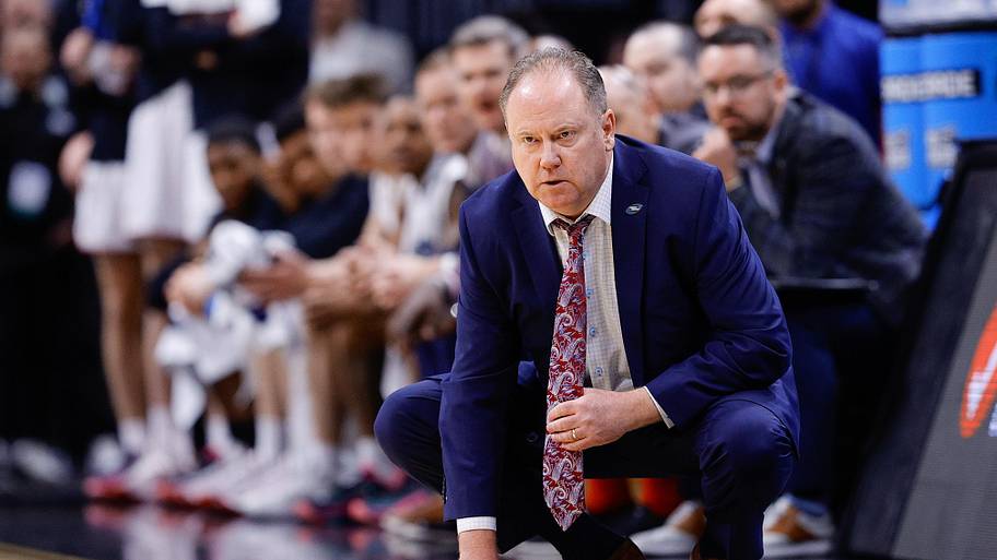 Badgers extend first offer to fast-rising sophomore who could explode ...