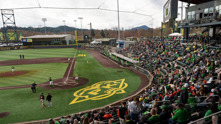 Oregon's potential NCAA regional opponents have fans talking
