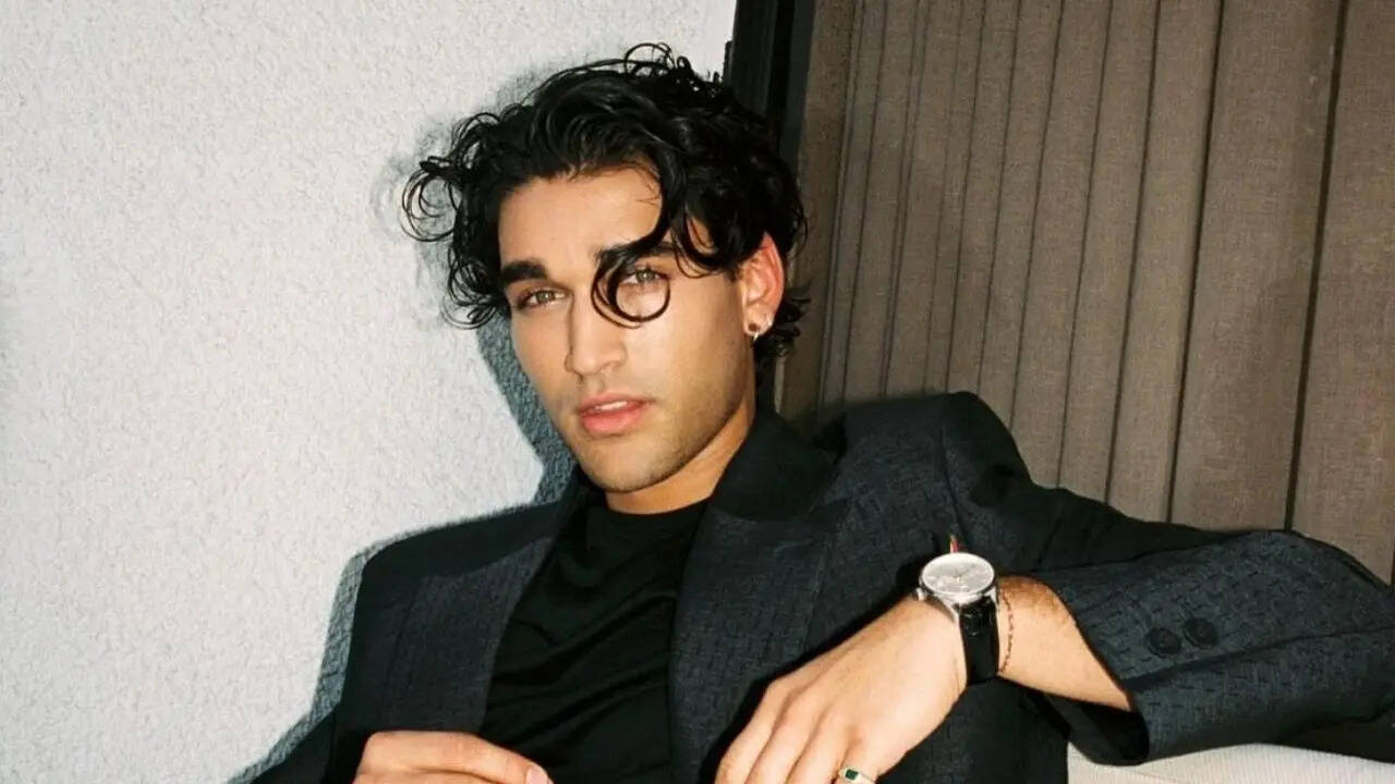 Meet Josh Heuston, the breakout star of 'Off Campus'