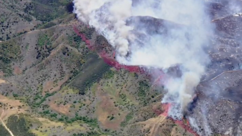 Sandy fire in Southern California's Simi Valley grows to more than ...
