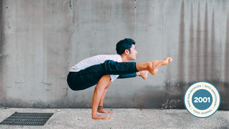 Working on your firefly pose? These step-by-step instructions help you ...
