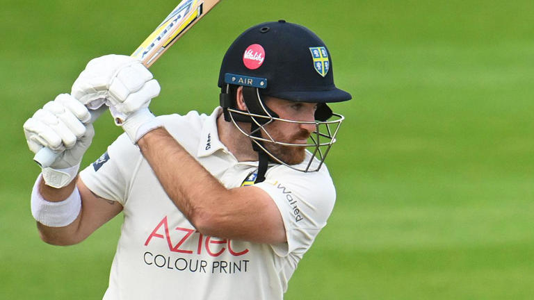 Durham 10th-wicket pair put on 158 in draw at Kent