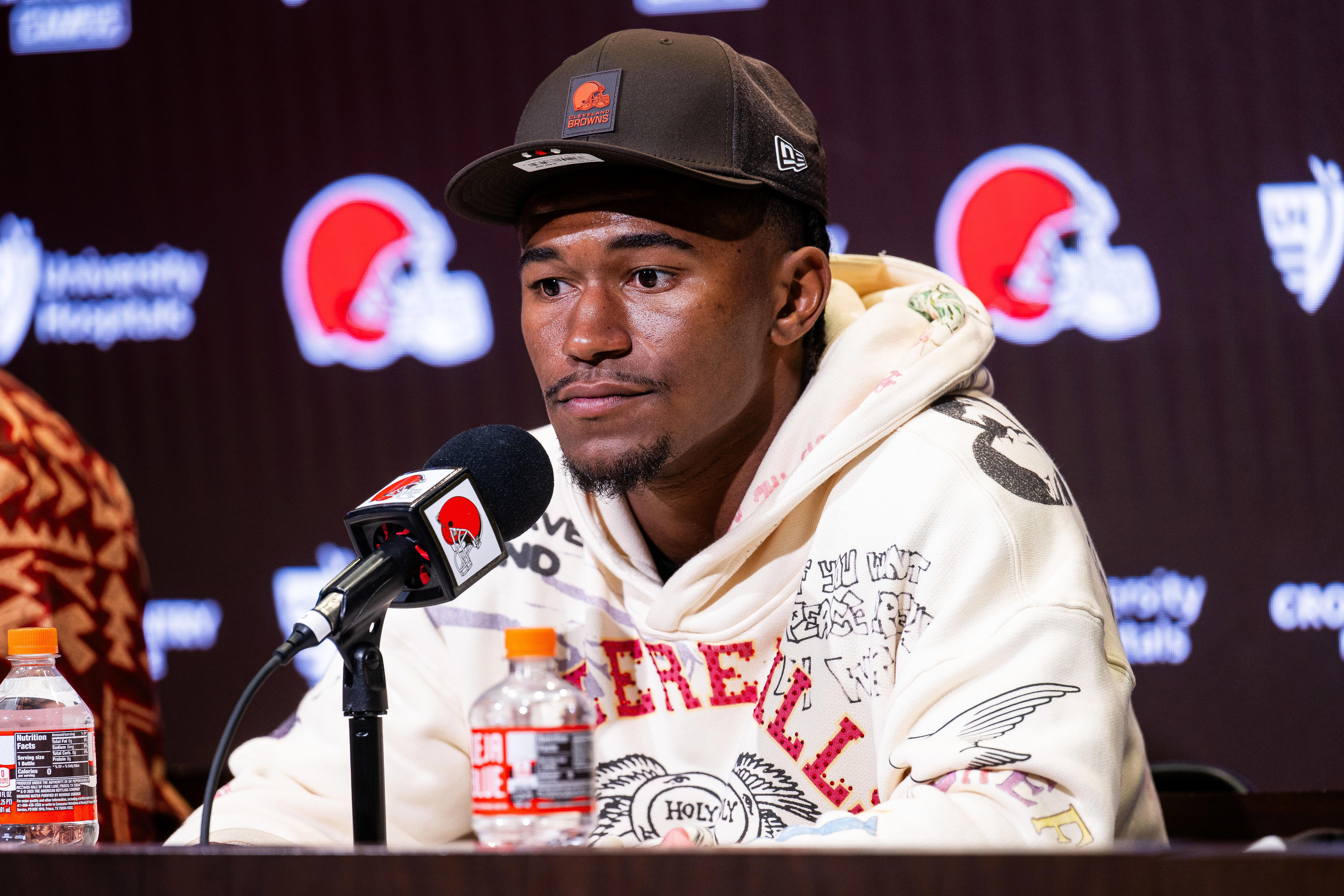 Browns' number change for first round rookie wide receiver
