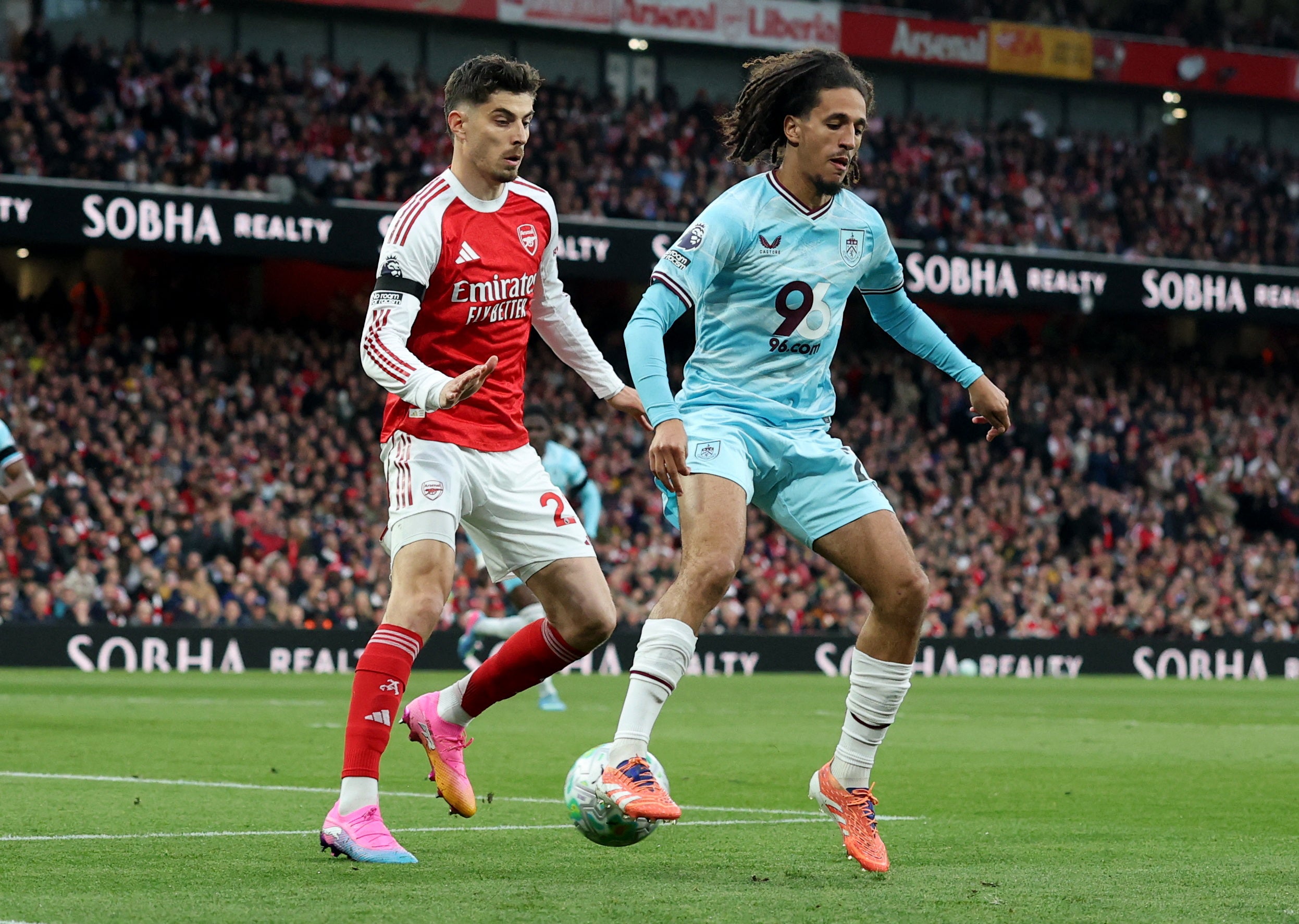 Nervy Arsenal scrape win over Burnley to move to brink of title