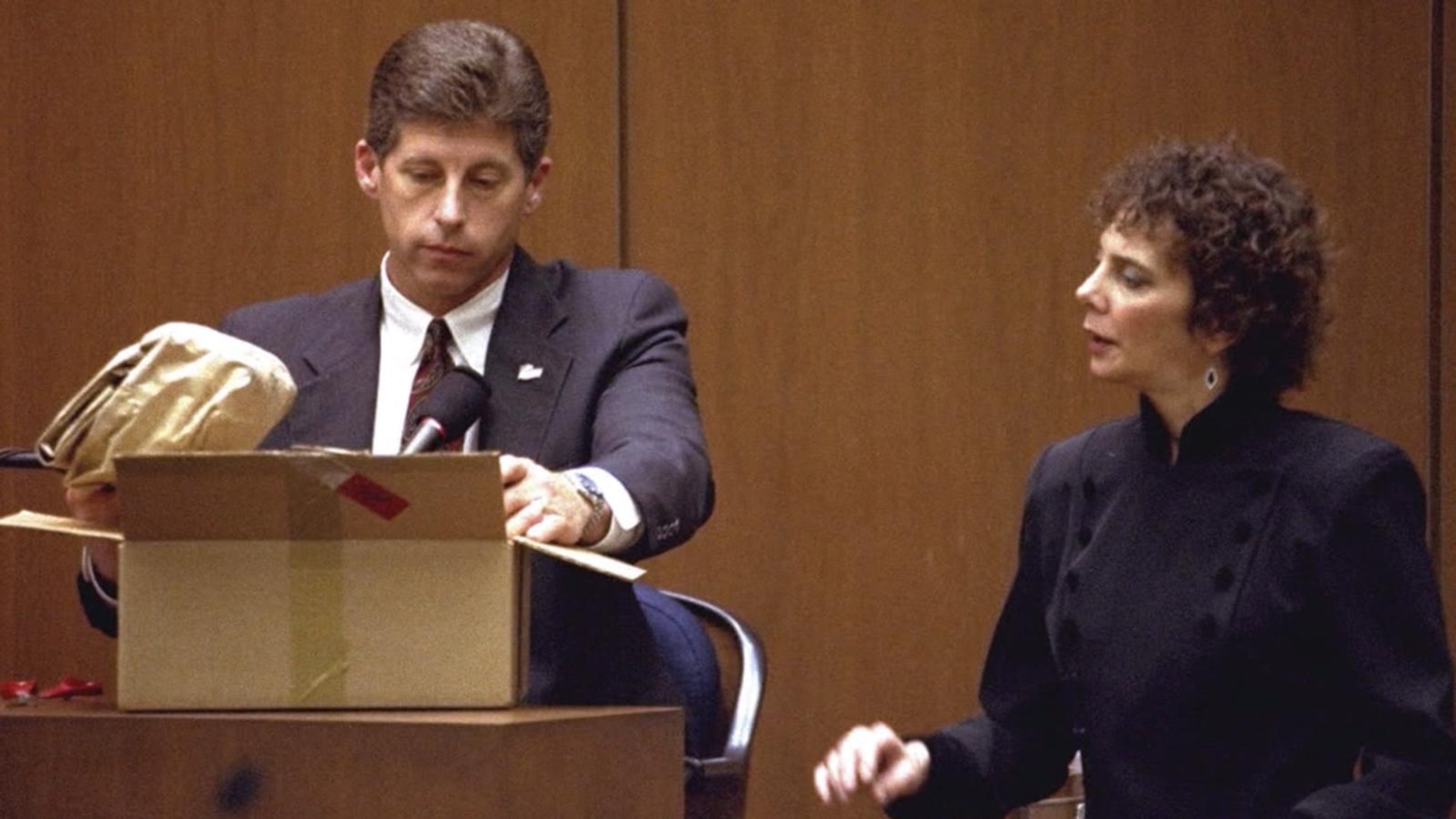 Los Angeles Detective Mark Fuhrman in OJ Simpson murder trial dead at 74