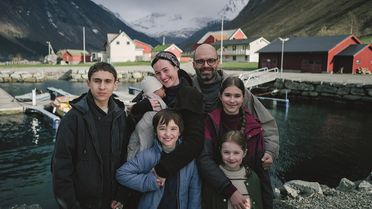'Fjord' review: Sebastian Stan and Renate Reinsve in parenting hell