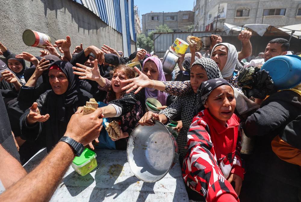 We'll return to famine - Displaced families in Gaza protest World ...