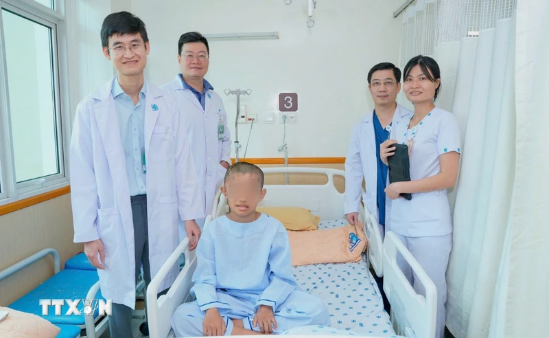 Thực hiện thành công ca phẫu thuật não tỉnh ở trẻ em đầu tiên tại Việt Nam