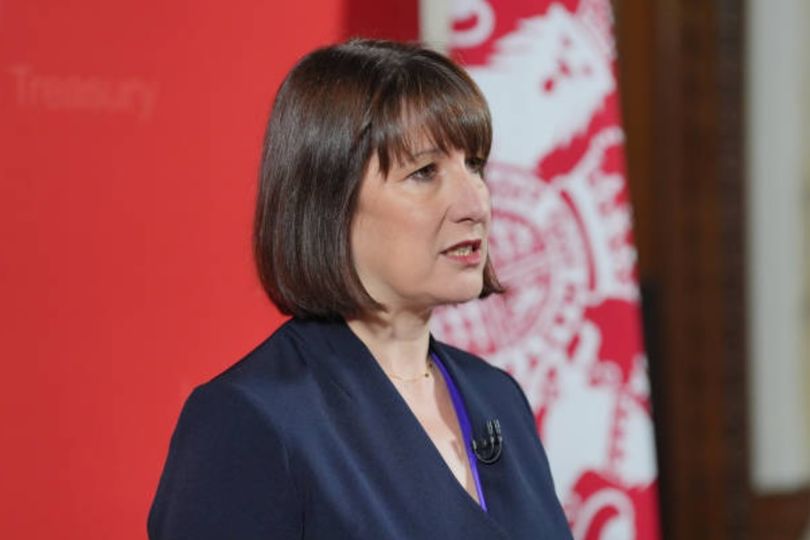 Rachel Reeves told to lift DWP state pension rule in place since 2022
