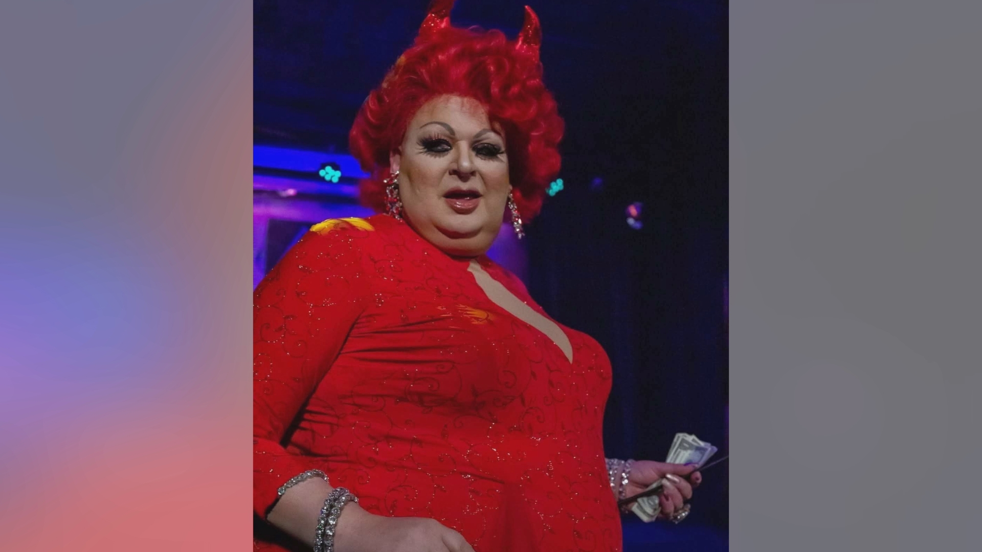 Des Moines LGBTQ+ community mourns loss of iconic drag queen Muffy ...