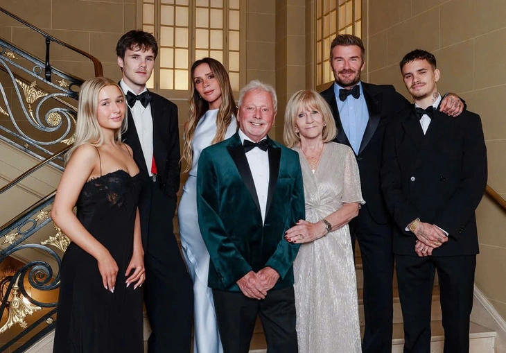 Brooklyn lại vắng mặt trong sự kiện quan trọng của nhà Beckham