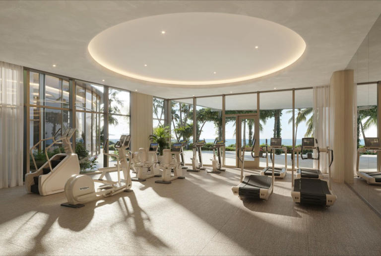 Fresh Look at Splashy Miami Penthouse Lands Contract For 68 3M