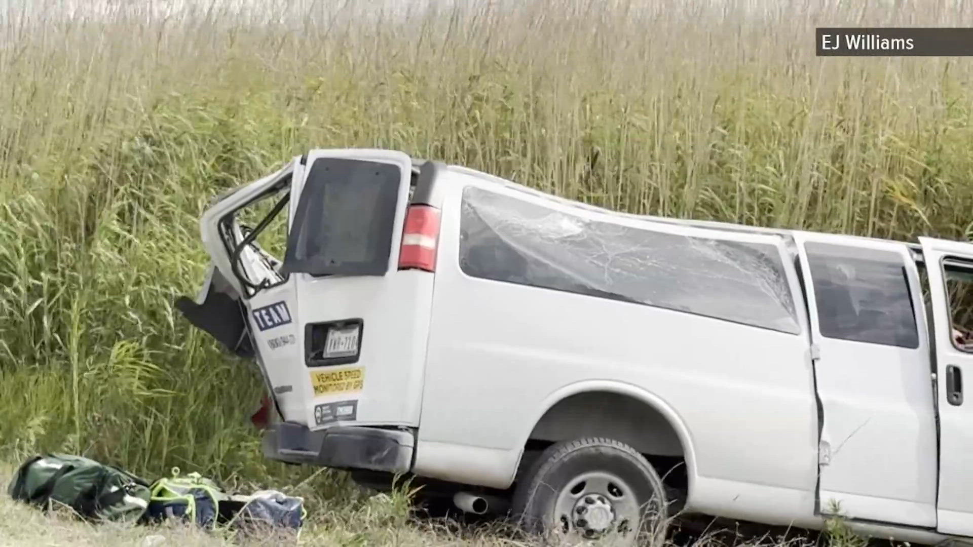 4 people killed after van crashes into tour bus in Southeast Texas