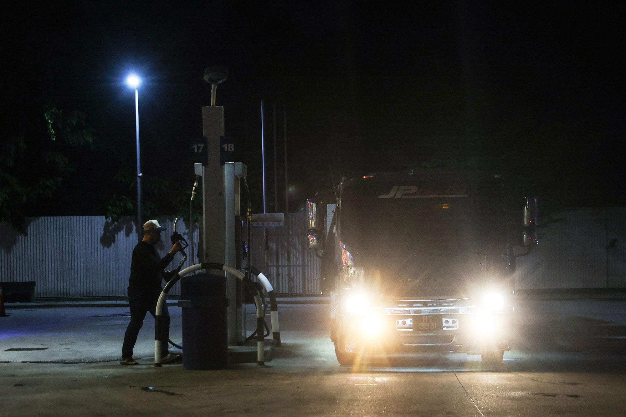 Malaysia’s Anwar eyes snap poll before fuel subsidy crunch truly bites