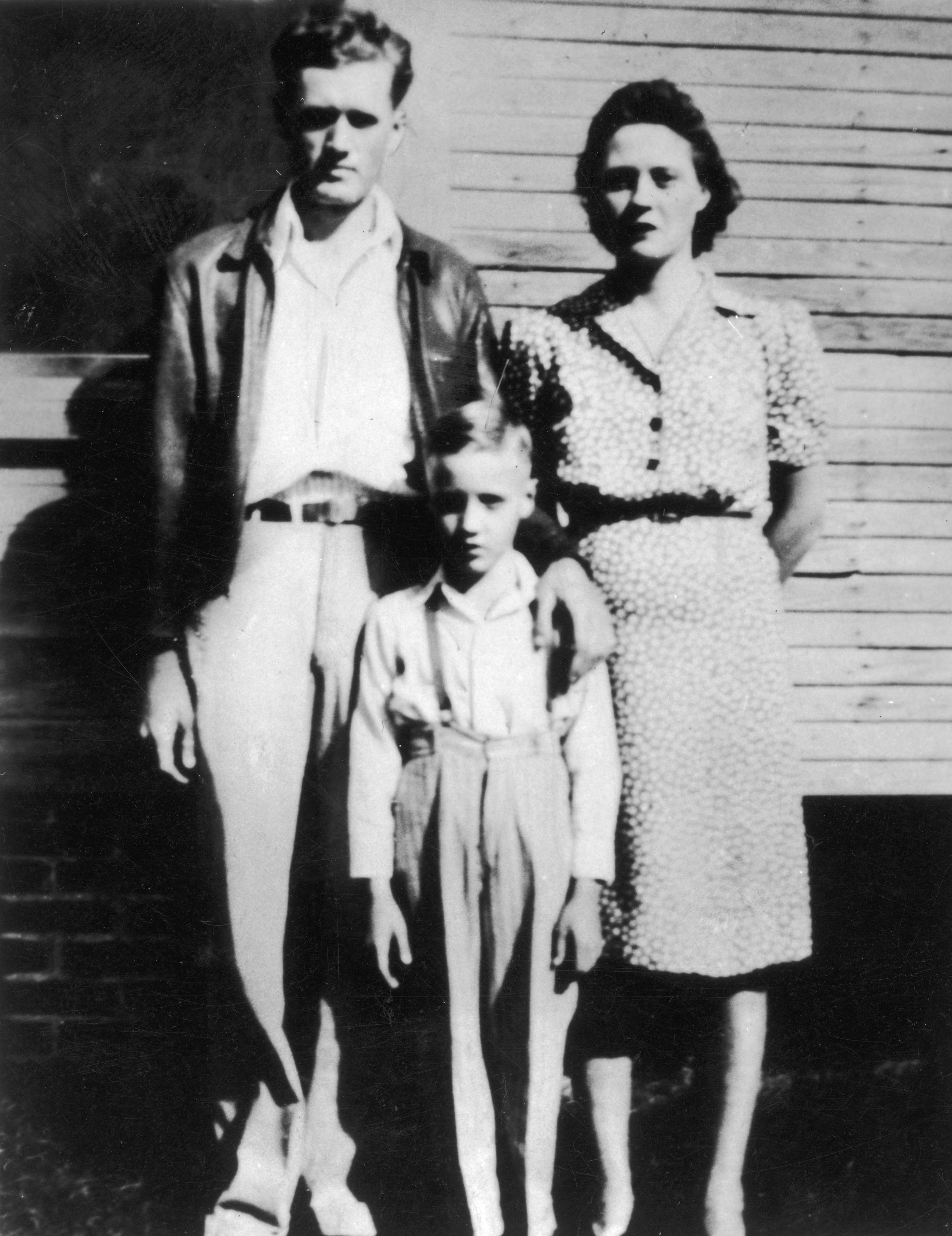 Elvis Presley at home: 10 photos of the King's domestic life