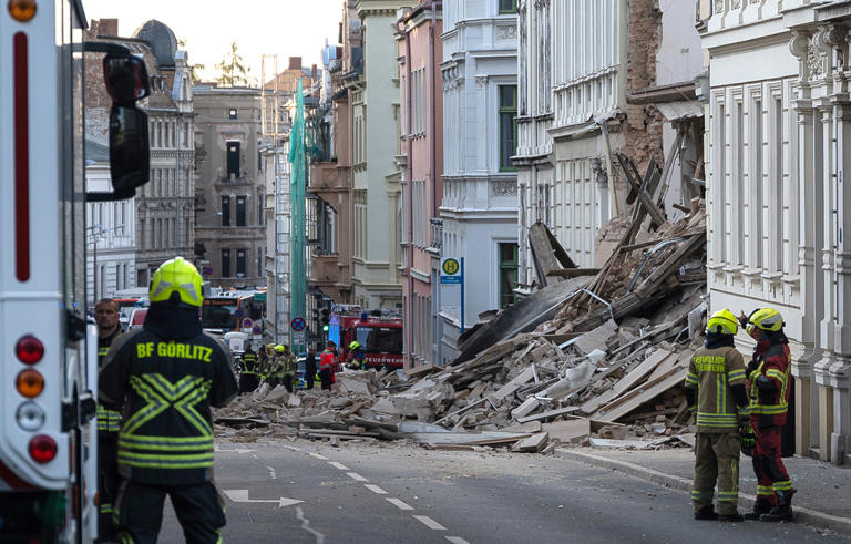 Rescuers search for 3 missing after German building collapse possibly ...