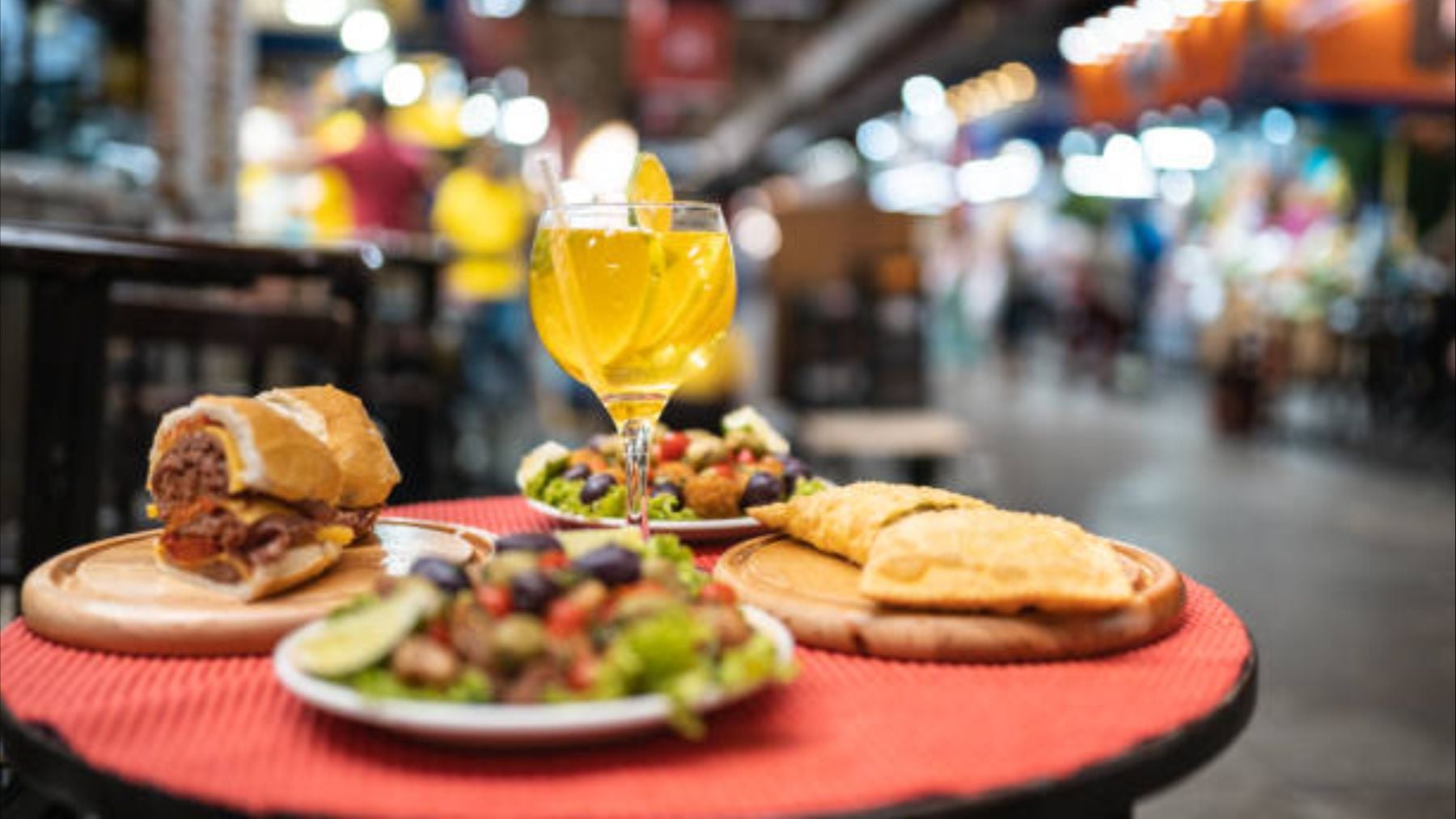 Cunde el revuelo en la hostelería: España obliga a bares y restaurantes ...