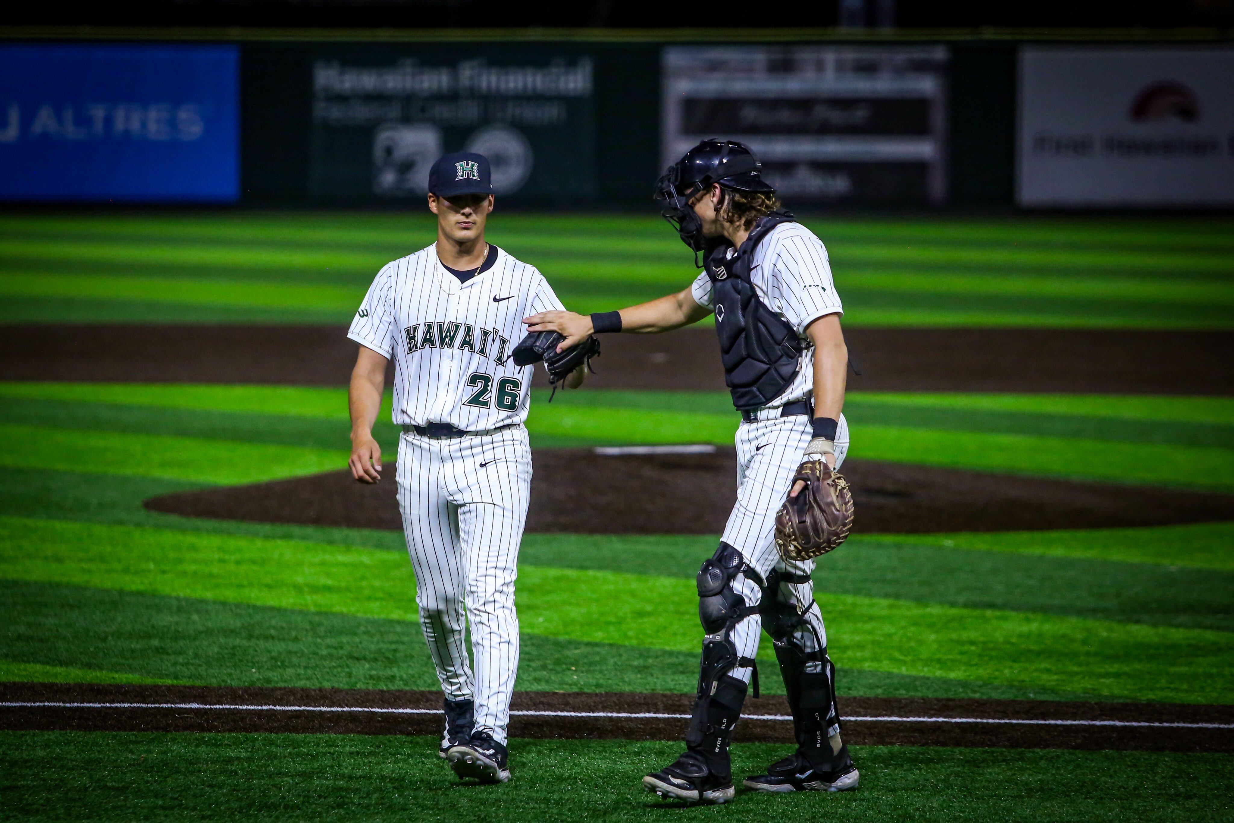‘Never seen anything like that': UH's Magdaleno named Big West pitcher of the week