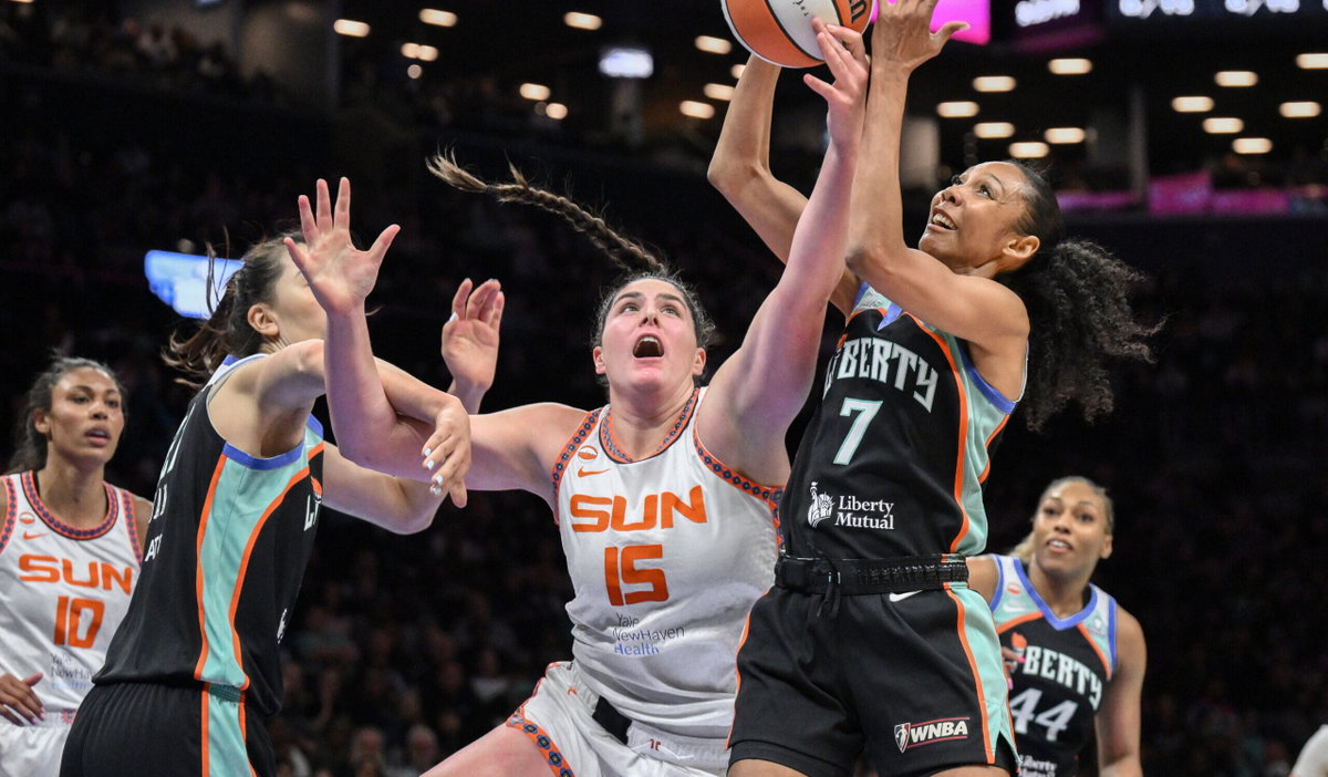 WNBA rookie assists leaders: Top 25 ranked as Olivia Miles leads the list