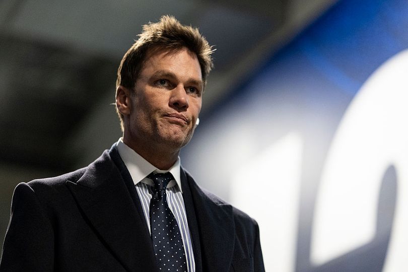 Tom Brady awkwardly beaten to award by man he replaced for $375 million