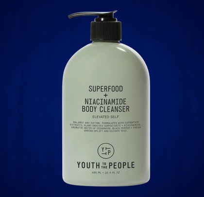 A body cleanser with green tea extract