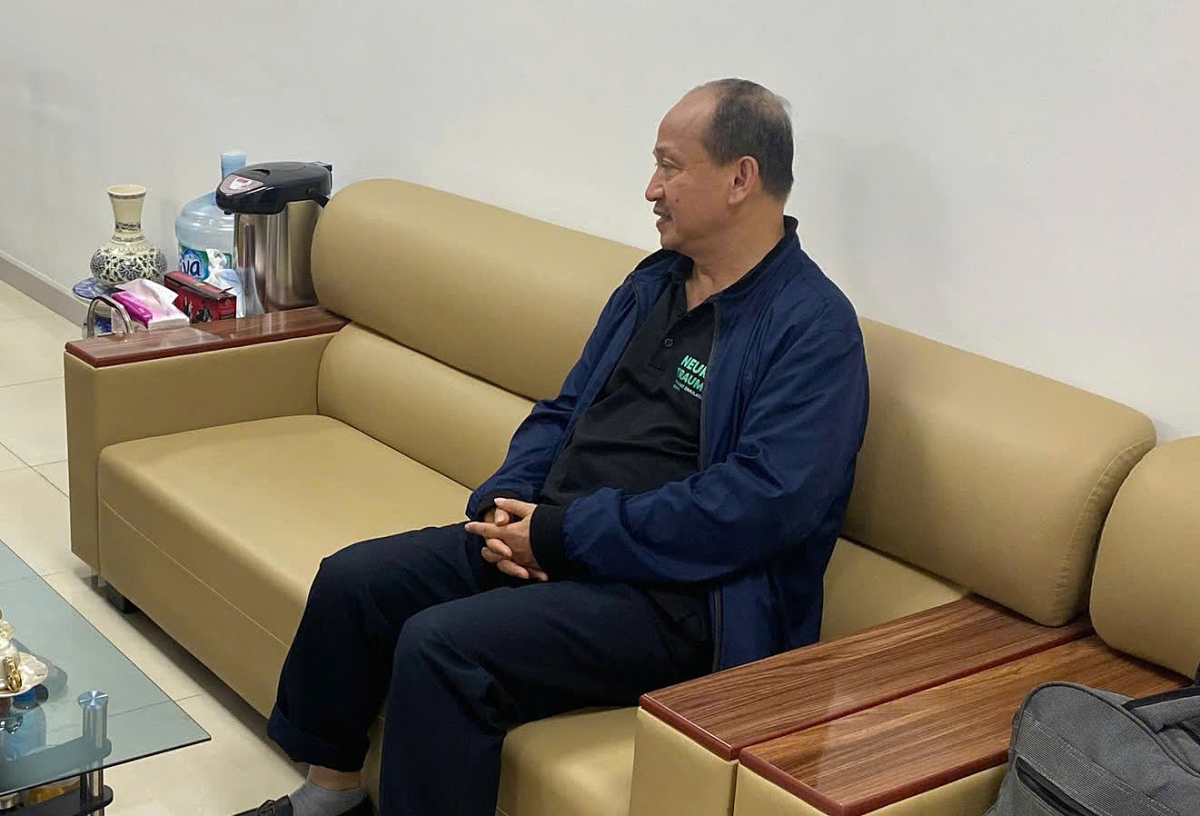 Trưởng khoa Dược bị bắt với cáo buộc buôn lậu hàng chục tấn caffeine