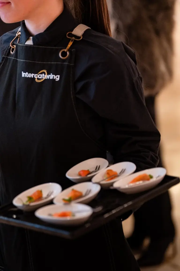 Ξέχνα το κλασικό γαμήλιο μενού | Τα 5 food stations που θα κάνουν το ...
