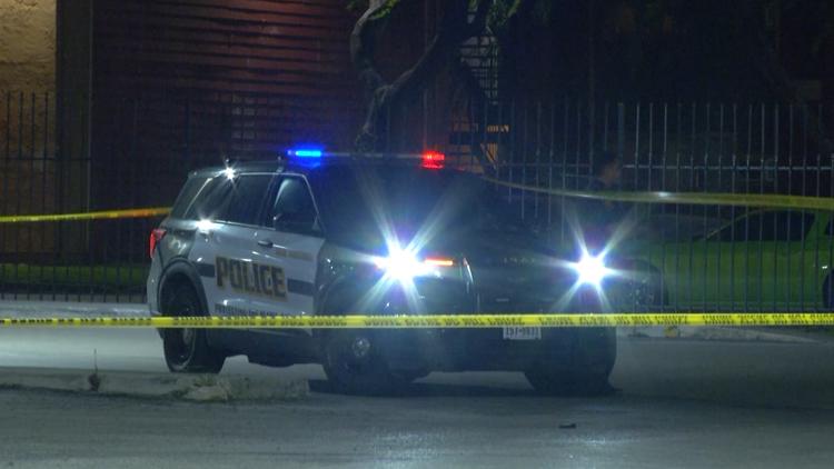 SAPD: Man shot by security guard after firing gun outside H-E-B on SE ...