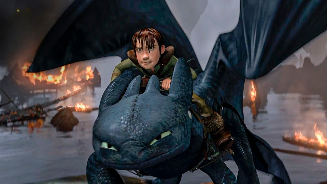 Epic sky battle: Hiccup & Toothless vs Red Death | How to Train Your Dragon