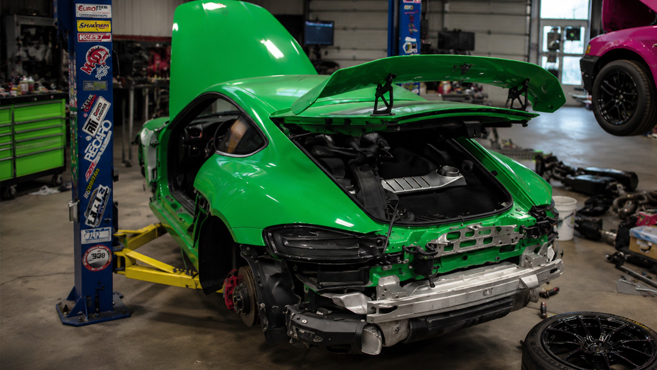 Can a crashed GT4 be fixed in one day?