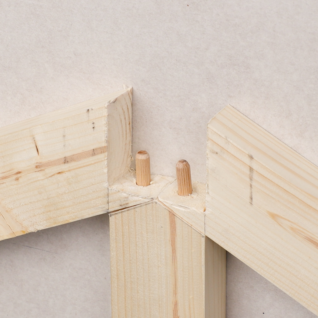 Clean wood joint technique revealed 🔨