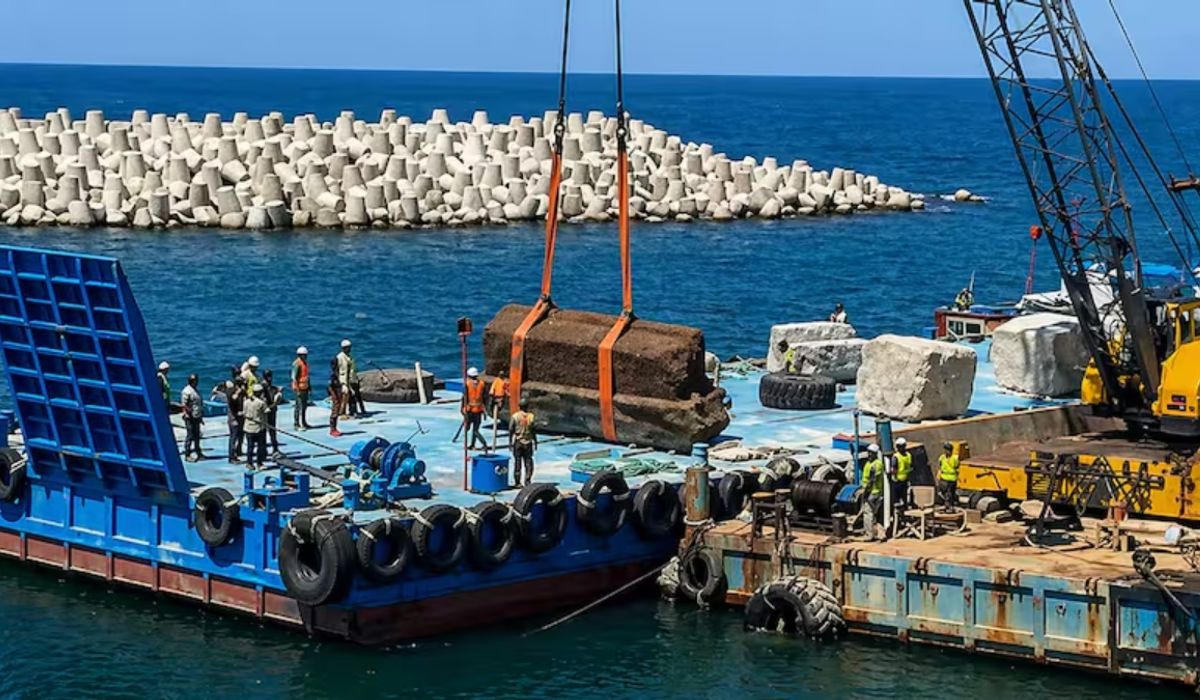 Los arqueólogos exultantes: recuperan del fondo del mar toneladas de ...