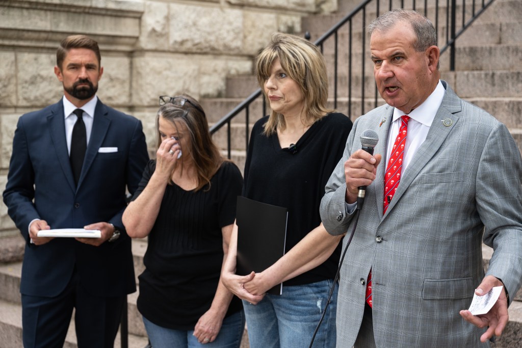 Inside the child sex abuse case that resulted in Ken Paxton’s officer ...