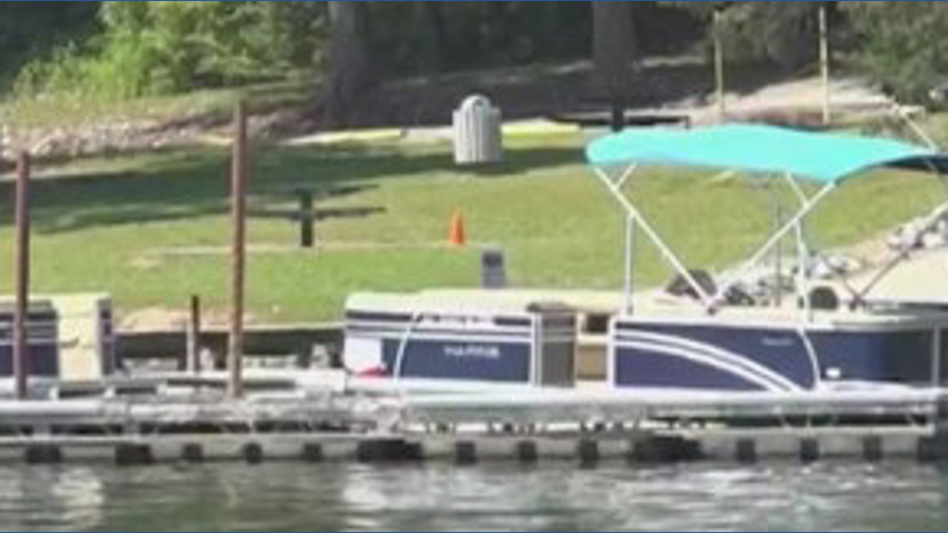 Search teams scour Lake Guntersville after boater goes missing