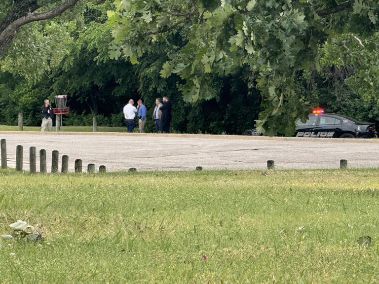 Wichita police investigating after woman found dead in SE Wichita park