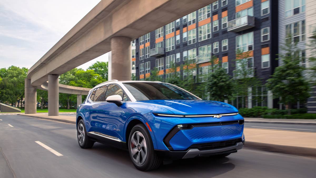 2024-chevrolet-equinox-ev-lt