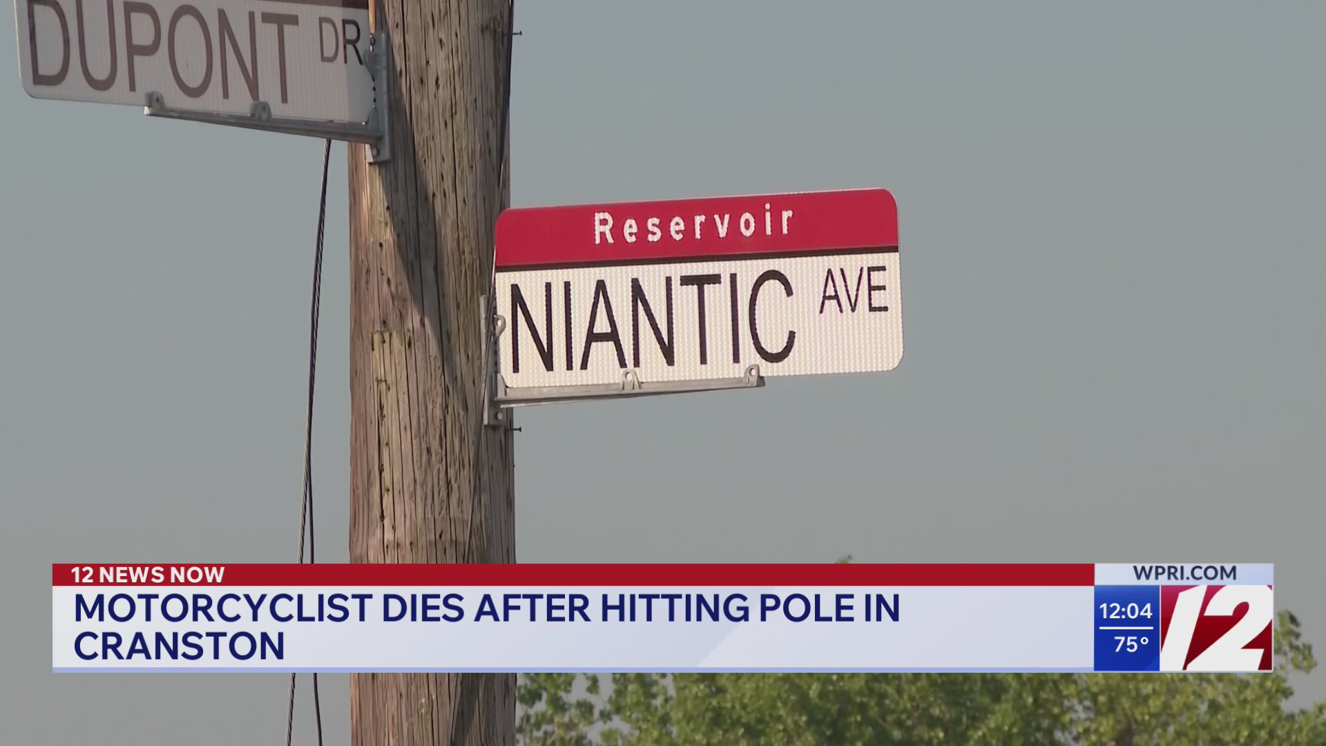 Motorcyclist dies after hitting pole in Cranston