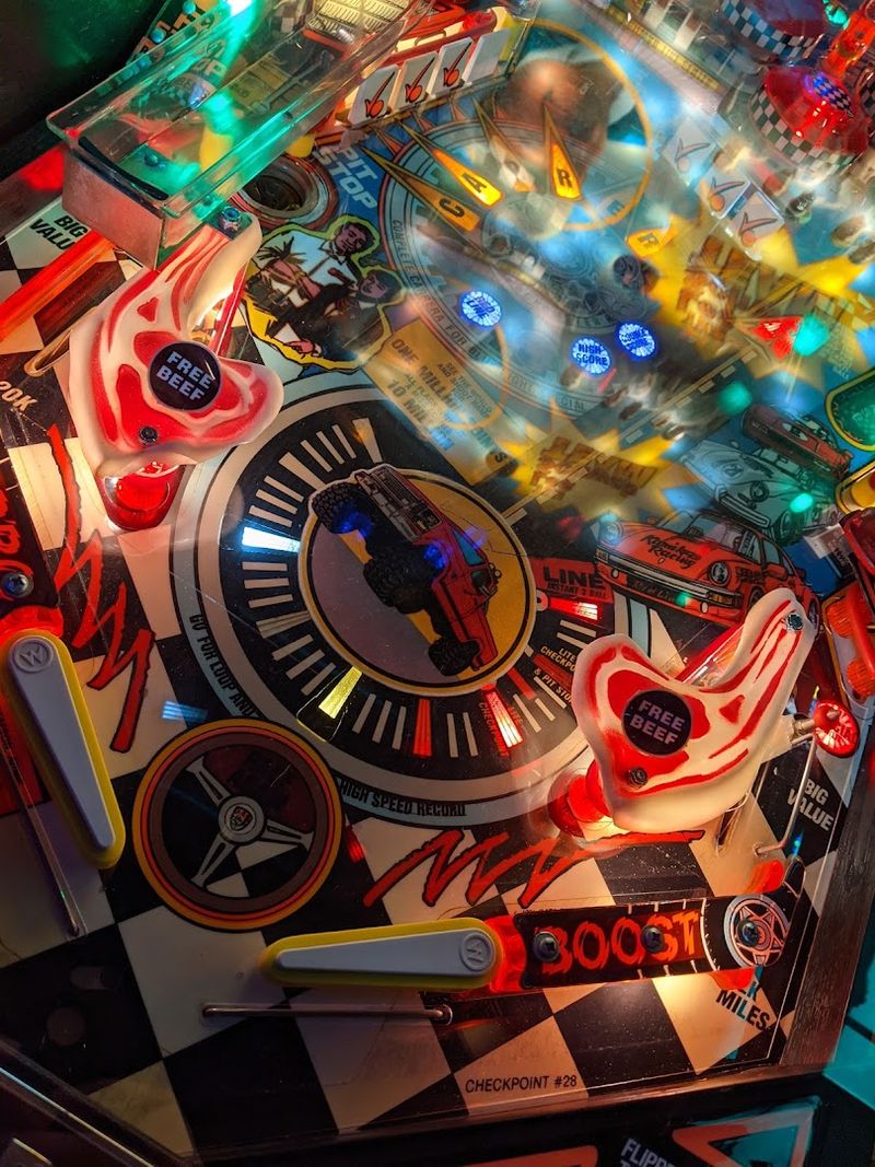 The secret arcade hidden under an Oregon building that looks like a ...