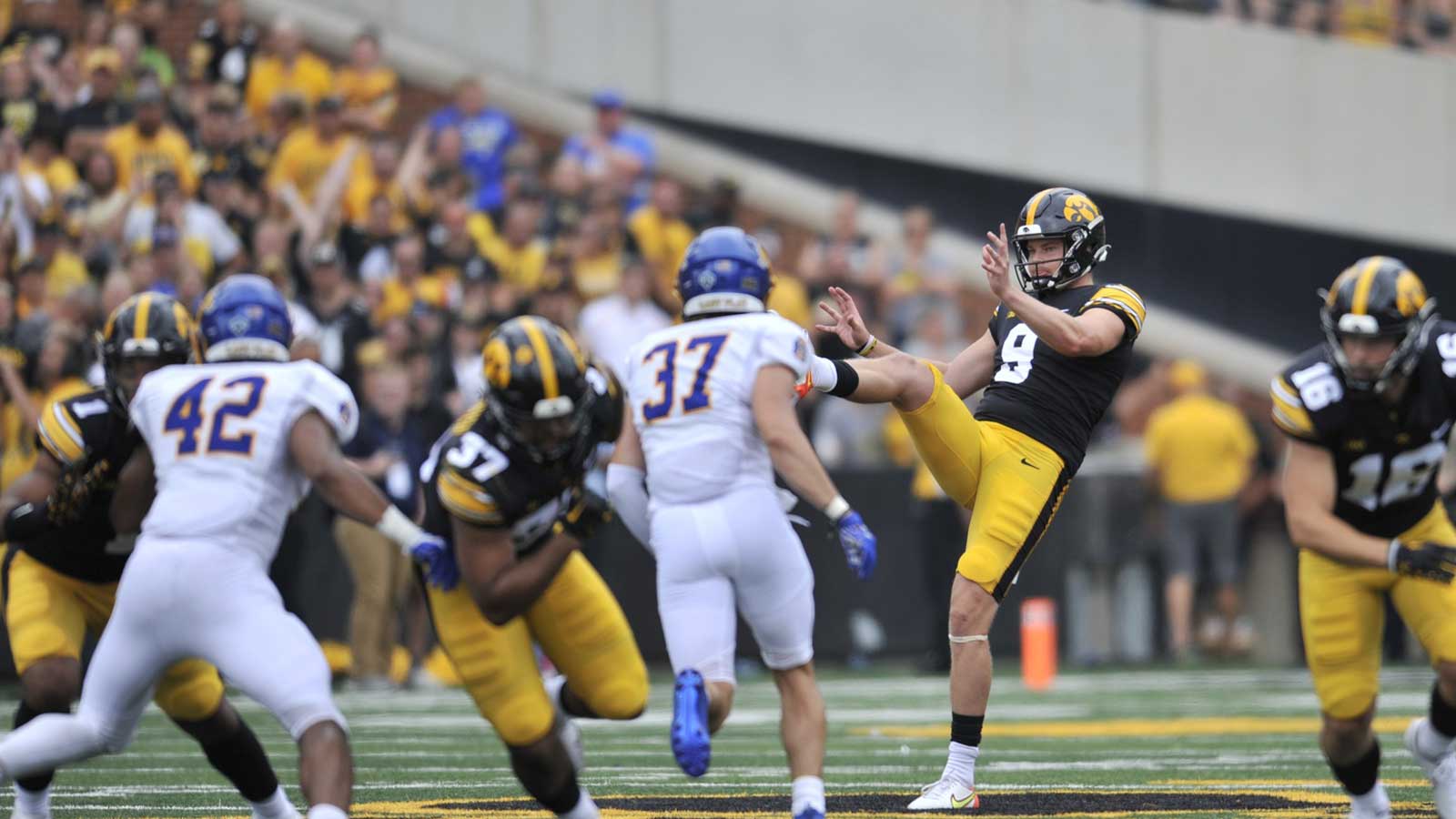 Iowa coach Kirk Ferentz has major issue with new punting rule change