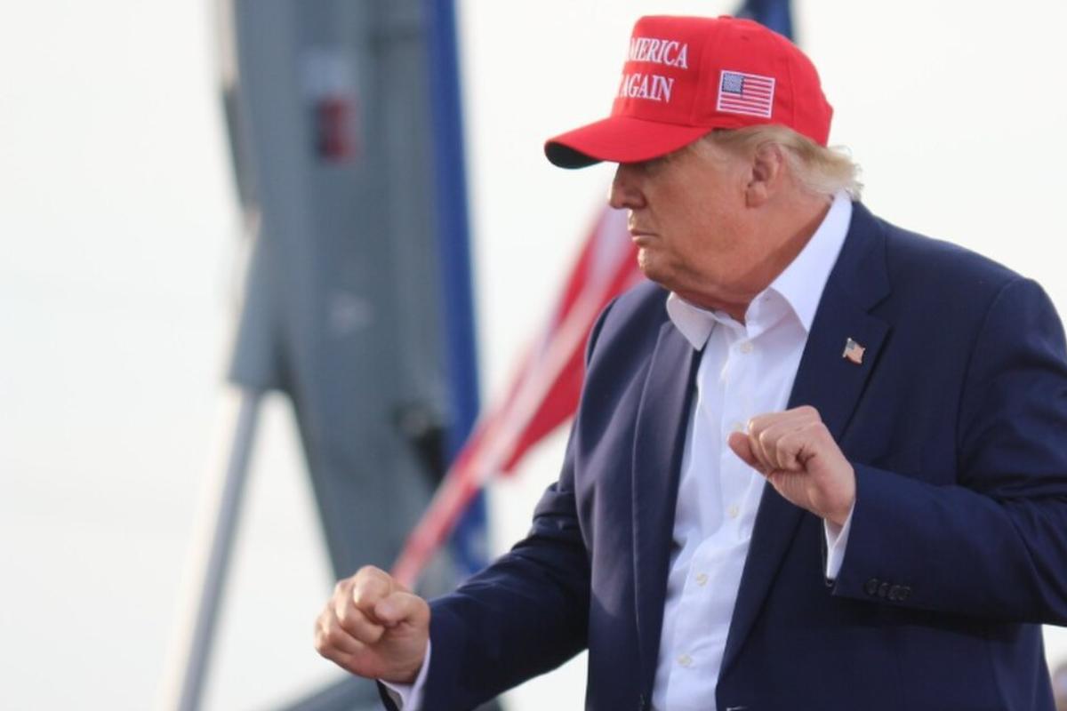 Critics condemn Trump over $1.8bn DOJ settlement as 'most corrupt scheme'