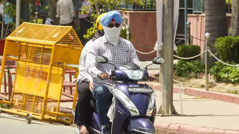 Delhi: AQI rises to 208, CAQM invokes GRAP-1 measures