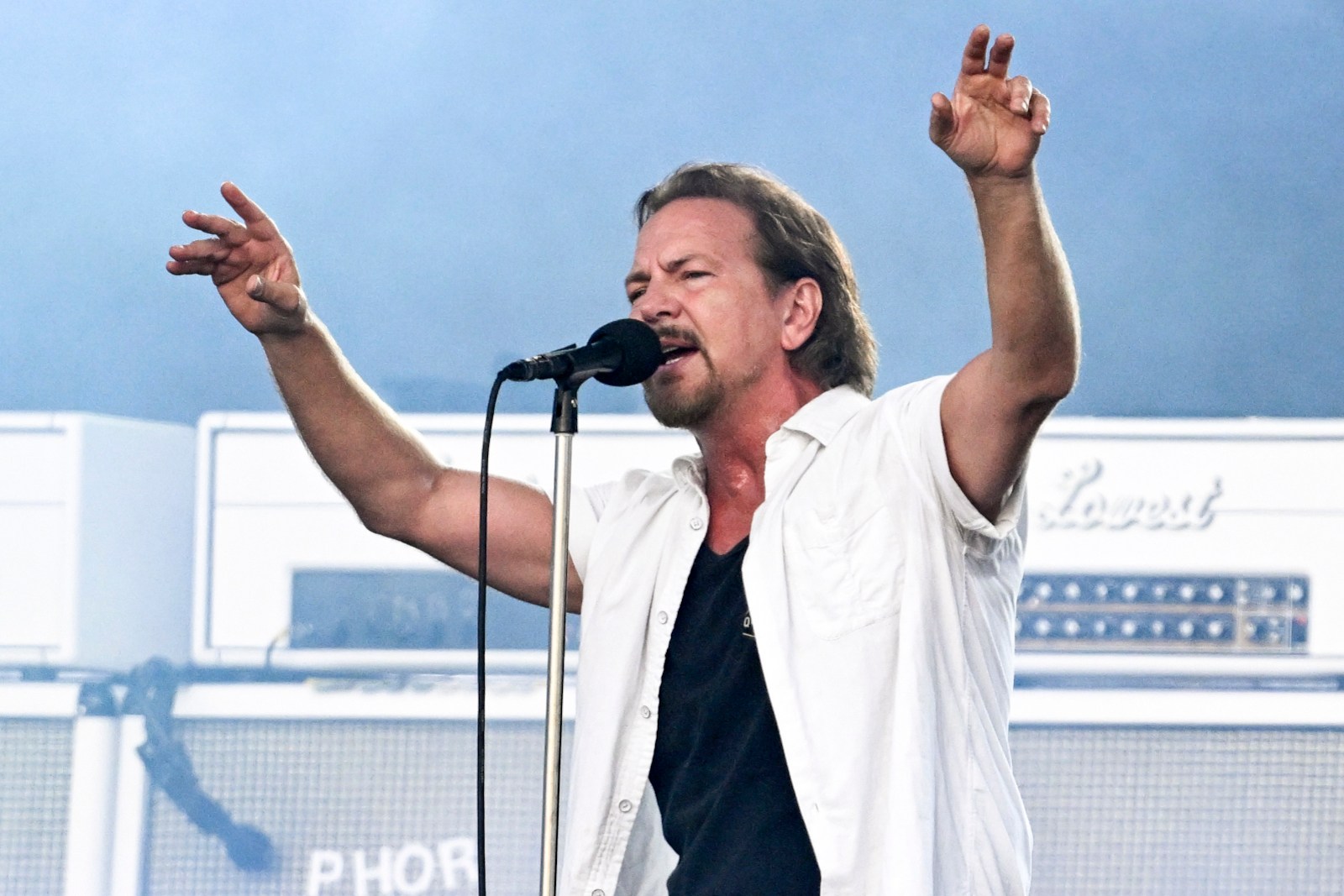Pearl Jam announces first concert since drummer Matt Cameron’s departure
