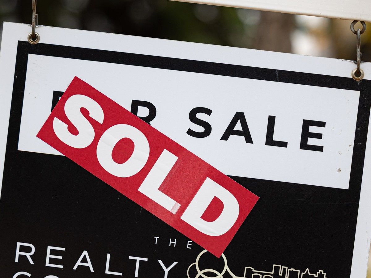 Paulson: Tight market brings multiple offers, warnings of eroding ...