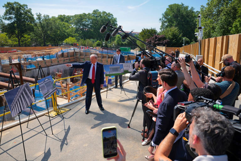 Trump shows off 'impenetrable' White House ballroom's security features ...