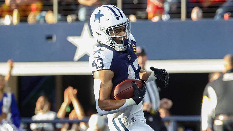Malik Davis claims New Jersey number worn by last Cowboys Pro Bowl RB