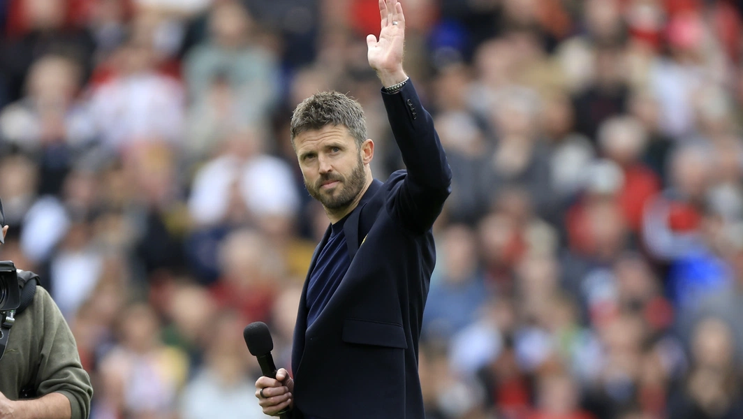 Manchester United confirm multiple summer exits ahead of Carrick rebuild